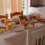 Hotel Damian 2*