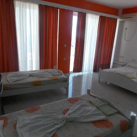 Damian Hotel