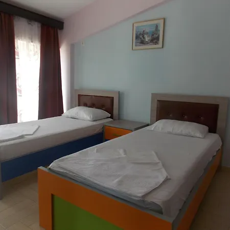 Damian Hotel