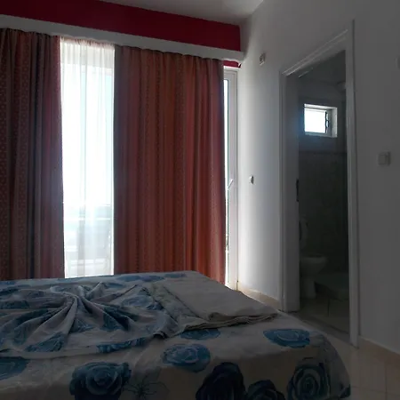 Hotel Damian 2*