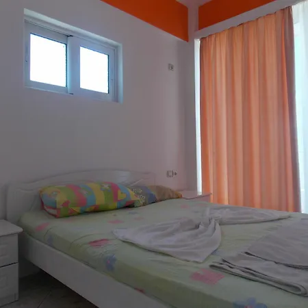 Damian Hotel 2*