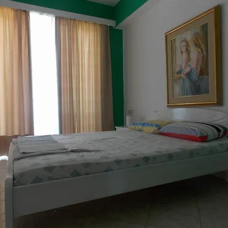 Damian 2* Saranda