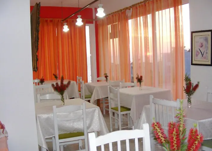 Hotel Damian Sarande