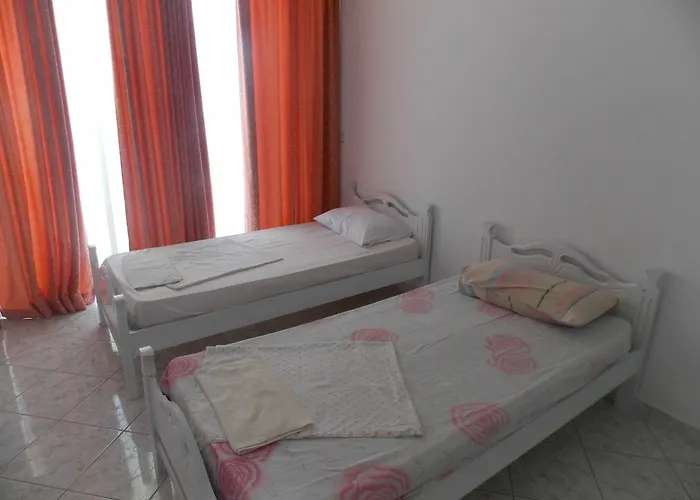 Hotel Damian Sarande